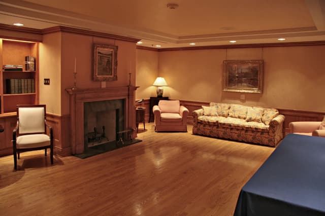 salle_conseil_et_son_salon2.jpg