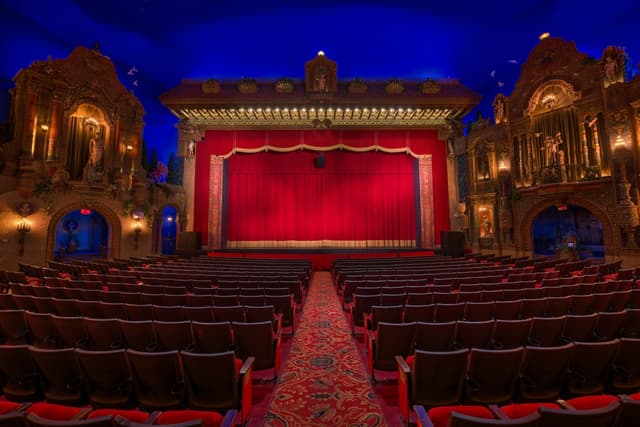Theatre Auditorium At Louisville Palace Performance E In Ky The Vendry