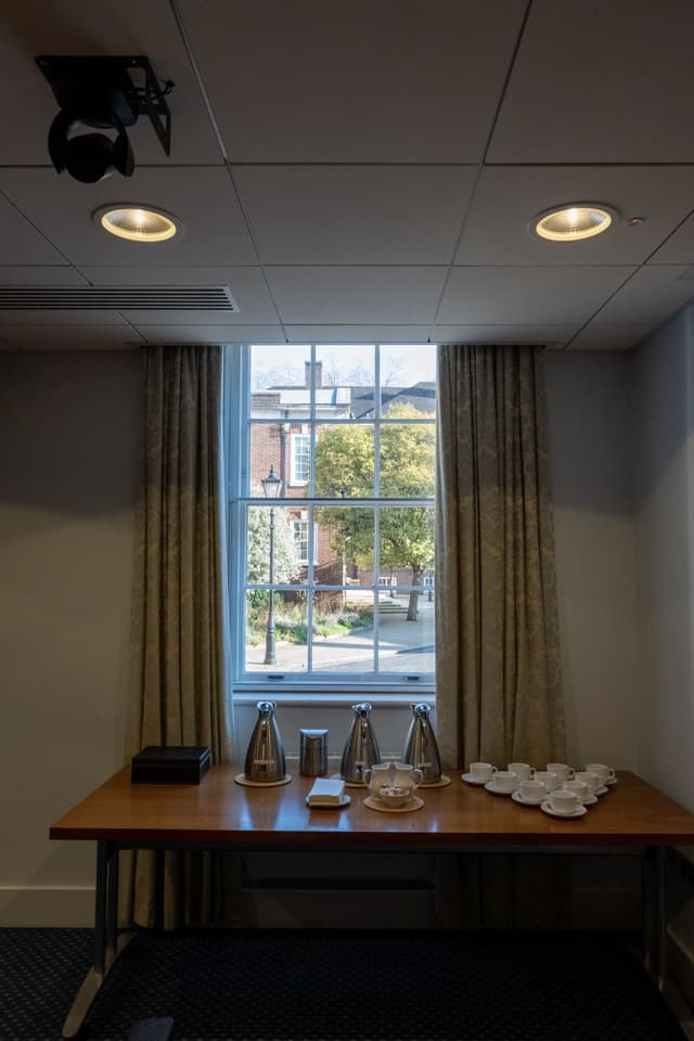 rose-heilbron-boardroom-set-up-for-12_009.jpg