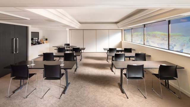 novotel-sydney-airport-acacia-conference-room_wide.jpg