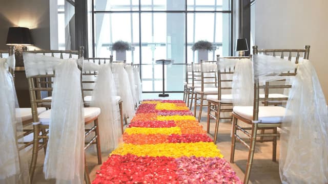 Park-Hyatt-Shanghai-P463-Decorations-Western-House-Setup.jpg