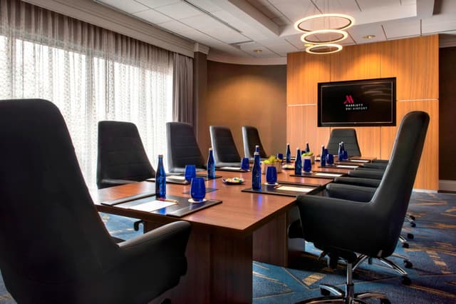 Executive Boardroom (Existing Conference Setup)