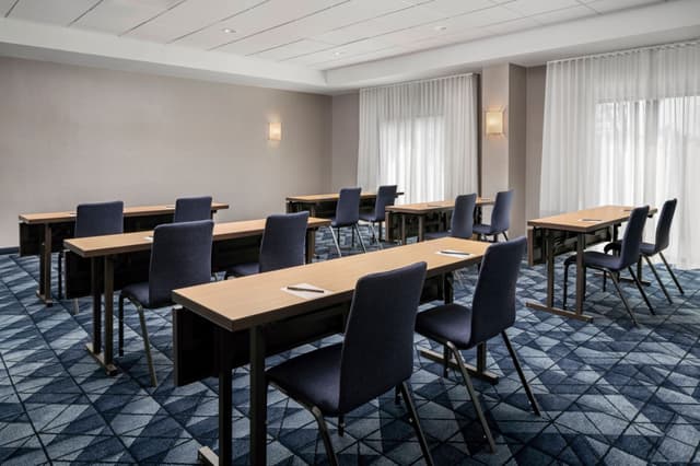 Intracoastal Meeting Room