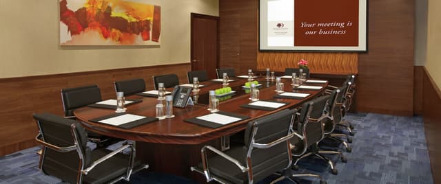 double-tree-al-barsha-meeting-rooms-06.jpg