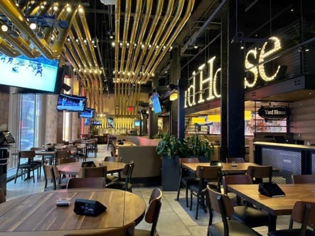 yh-ny-time-square-second-floor-v6-2022.jpg