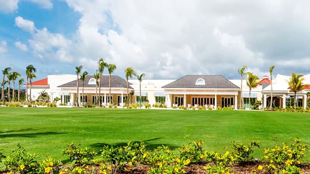 Grand-Hyatt-Baha-Mar-P153-Convention-Center-Jasmine-Lawn.jpg