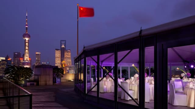 Peninsula-shanghai-meeting-venue-palace-suite-terrace.jpg