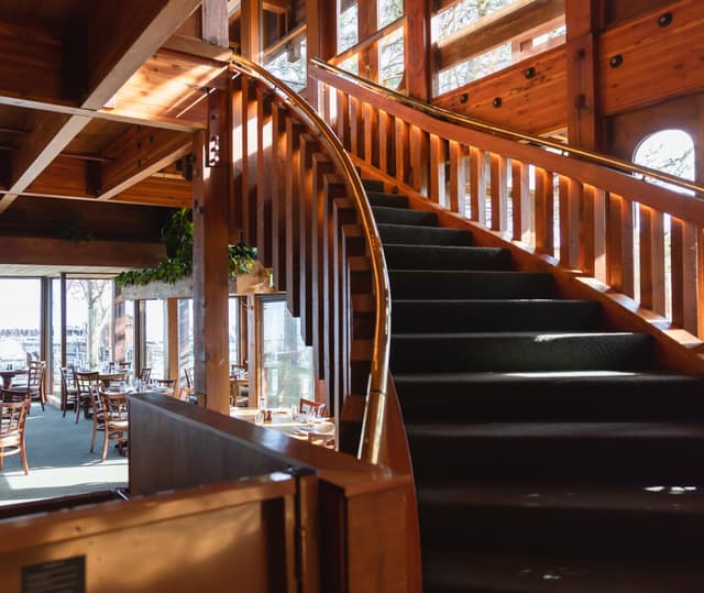 Jakes+on+the+Lake+Private+Dining-10.jpg