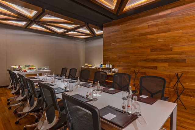 Coronado Boardroom