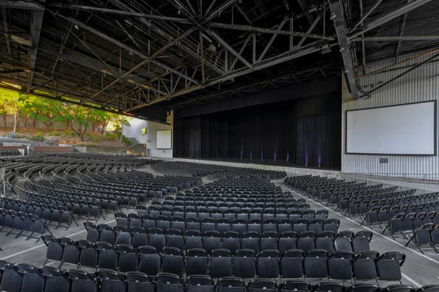 Pavilion Amphitheater At Concord