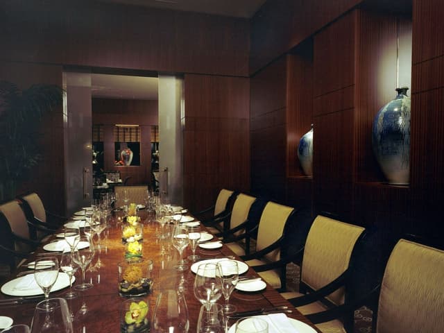 private-dining-room_standard.jpg