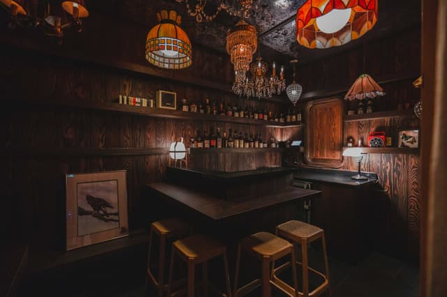 Tiny Bar