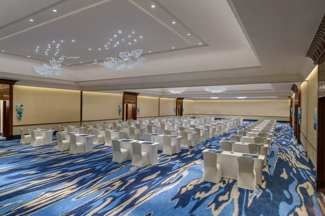 Silk Ballroom B