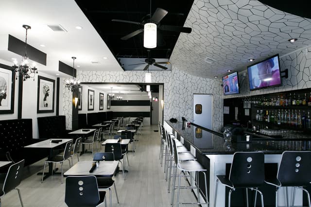 restaurant6.jpg