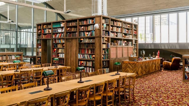 La Mezzanine Biblioteca