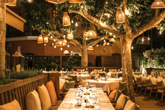 Restaurant Cucina Byblos_Ambiance_Hotel Byblos Saint Tropez (15).jpg