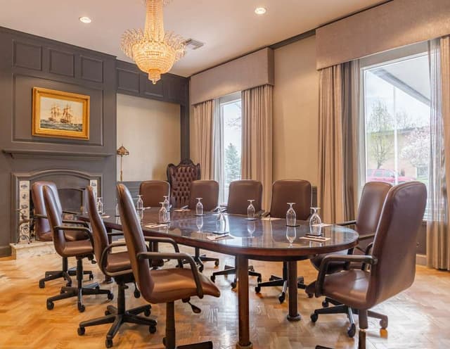 Gino Direnzo Boardroom