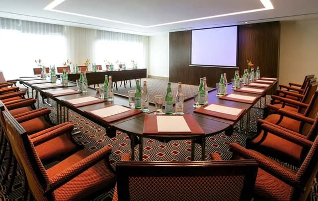 conference-room-7.jpg