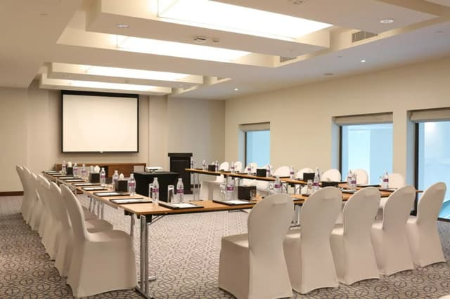 Meeting-Room.jpg