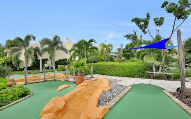 marcogolfgarden6.jpg