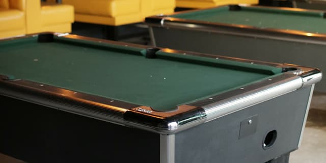 Pool+Table+Close+Up+Formatted+.jpg