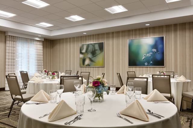 BDLHF_Meeting_Room_Banquet.jpg