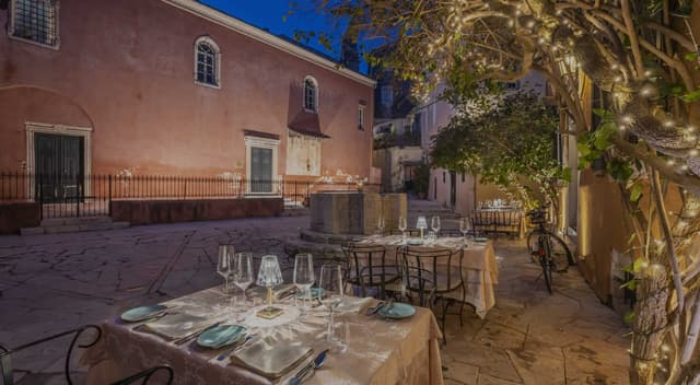 venetian-well-best-restaurant-corfu-old-town-fine-dining-contact.jpg