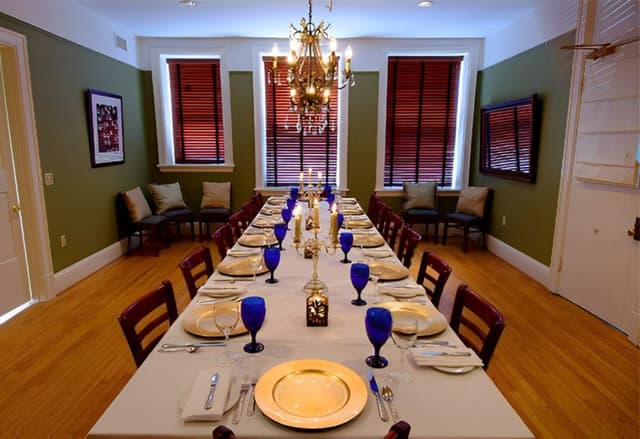 Private-dining-room.jpg
