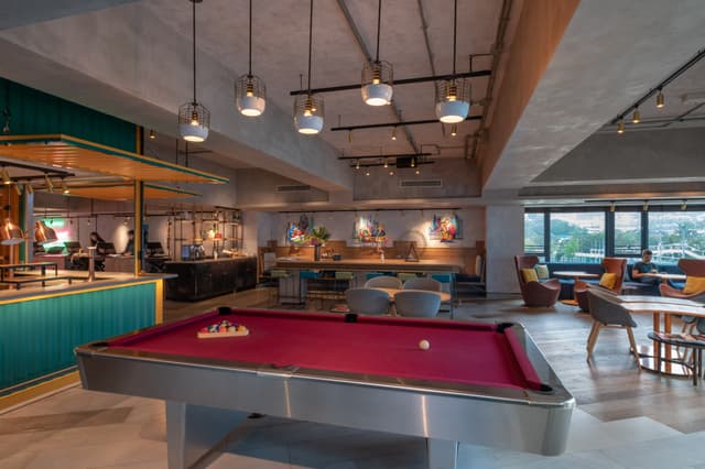 Komune Lounge v2.jpg