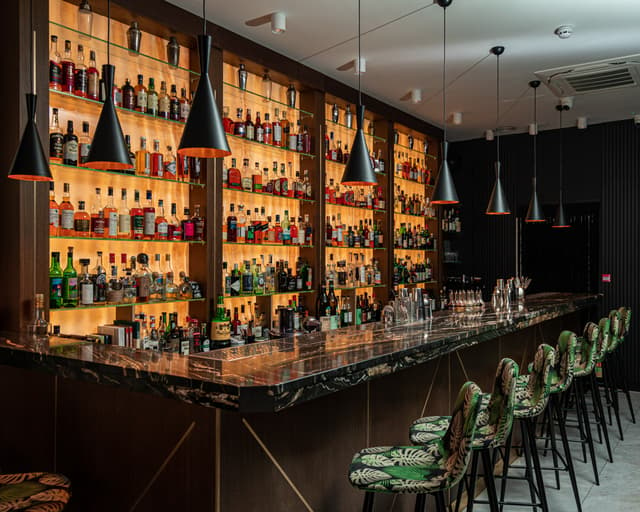 Full Buyout of AMARO BAR - London