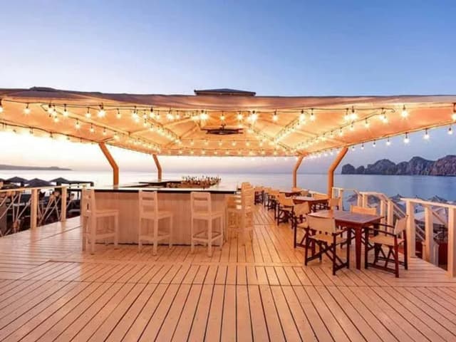 Corazon Beach Club Lounge & Bar
