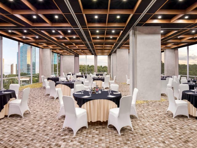 Junior Oasis Ballroom