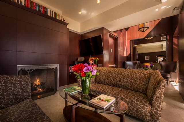 Writer'sDen_Fireplace.jpg