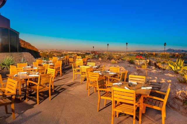 Outdoor Dining Space