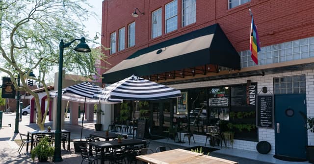 Outdoor Dining Space