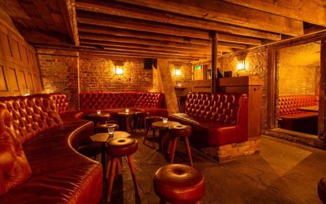 TT-Liquor-Venue-Hire-Shoreditch-London-Cellar-Bar-03.jpg