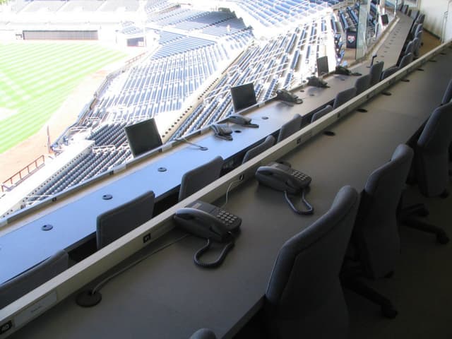 Press-box-1-1333x1000.jpg