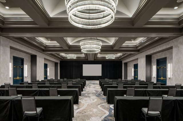 msymc-ballroom-9230-hor-clsc.jpg