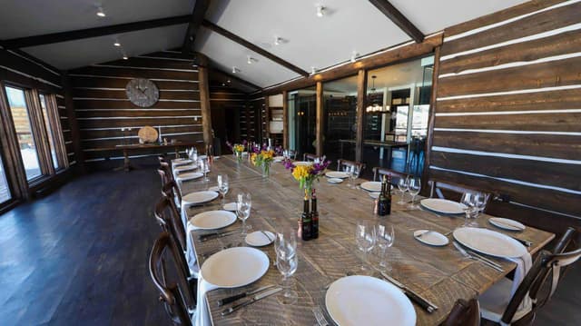 Latigo Meeting Room & Adega Wine Room