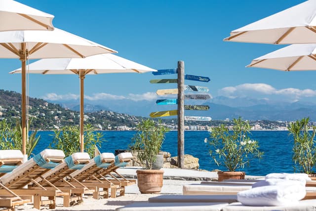 laguerite-cannes-pano-plage.jpg