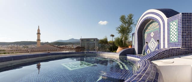 Jacuzzi-rooftop-rethymno.jpg