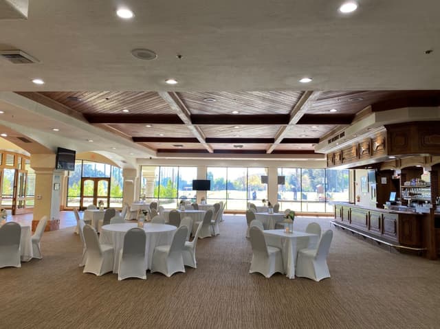 Combined Banquet Room & Racquet Room