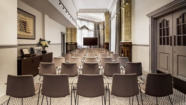 kimpton-manchester-clock-tower-meeting-room-6-theatre-0164-f1-3e425fb5.jpg