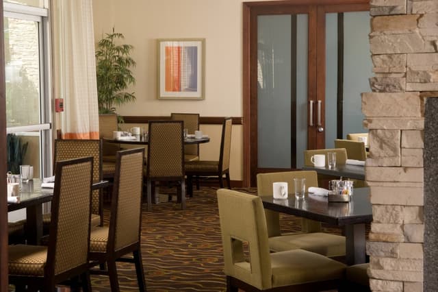 laxsf-cafe-0056-hor-clsc.jpg