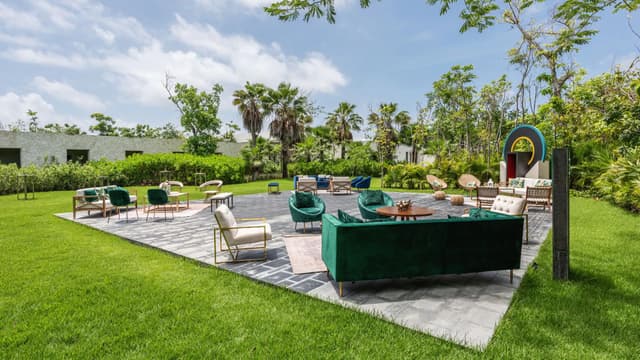 Andaz-Mayakoba-Resort-Riviera-Maya-P586-Balam-Garden-Set-Up.jpg