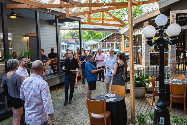 Outdoor Patio & Covered Terrace