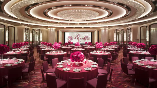 HKGGH-P683-Grand-Ballroom-Chinese-Wedding.jpg