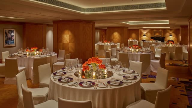 Grand-Hyatt-Hong-Kong-P1184-Salon-Western-Dinner.jpg