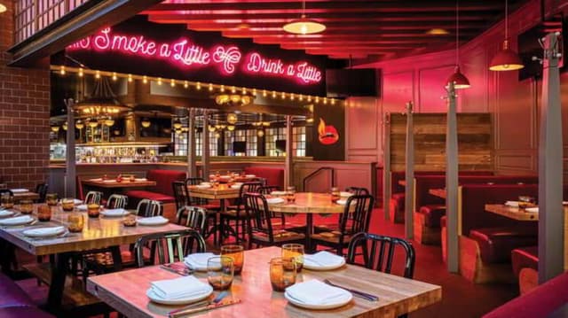 mgm-grand-dining-international-smoke-dining-table-area.jpg