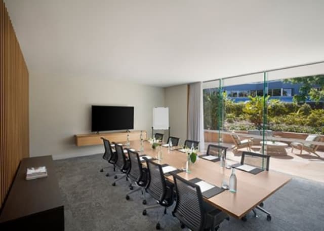 Thomas Hayman Boardroom